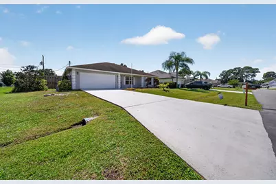 1874 SW Capehart Avenue, Port Saint Lucie, FL 34953 - Photo 16