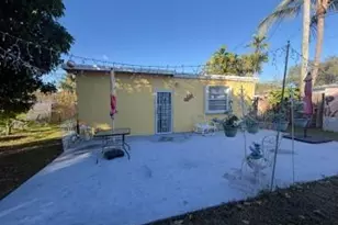 2610 Pierce St, Hollywood, FL 33020 - Photo 14