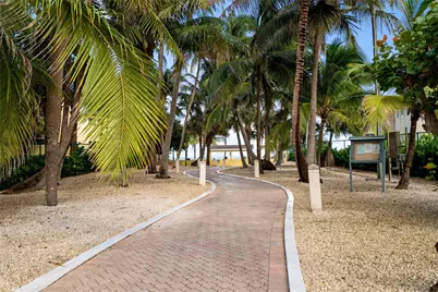 2 Sunset Lane, Pompano Beach, FL 33062 - Photo 66