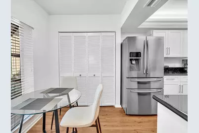 5087 Oak Hill Lane #312, Delray Beach, FL 33484 - Photo 4