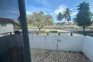 230 SW 1st St, Pompano Beach, FL 33060 - Photo 12