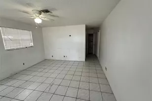 230 SW 1st St, Pompano Beach, FL 33060 - Photo 10