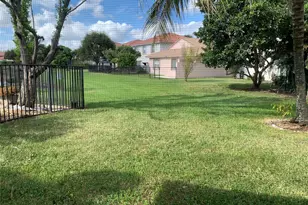 9139 Citrus Isle Ln, Lake Worth, FL 33467 - Photo 28