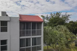 9441 Evergreen Pl, Davie, FL 33324 - Photo 18