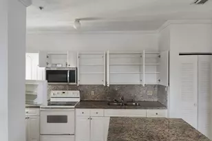 629 SW 2nd St, Miami, FL 33130 - Photo 2