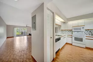 12701 SW 14th St, Hollywood, FL 33027 - Photo 12