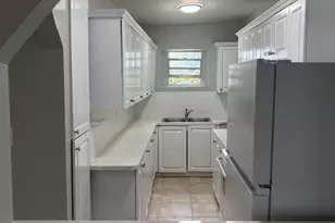 417 SW 7th Terrace, Dania Beach, FL 33004 - Photo 8