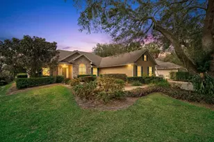137 38th Ct, Vero Beach, FL 32968 - Photo 2