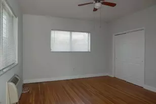 1200 Marseille Dr, Miami Beach, FL 33141 - Photo 10