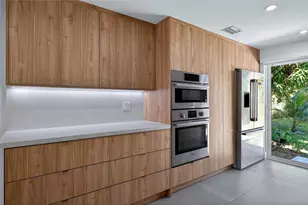 2733 SW 15th St, Miami, FL 33145 - Photo 8