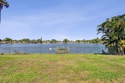 9431 NW 10th Street, Pembroke Pines, FL 33024 - Photo 38