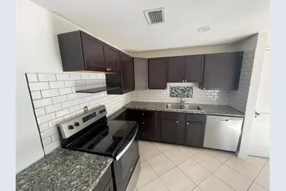 1610 Flagler Boulevard, West Palm Beach, FL 33403 - Photo 6