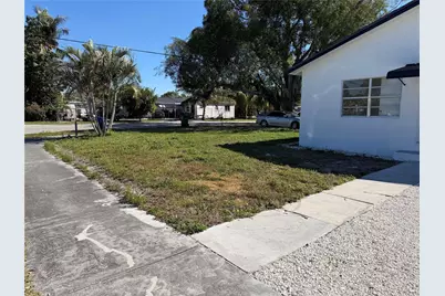 1006 NW 112th Terrace, Miami, FL 33168 - Photo 2