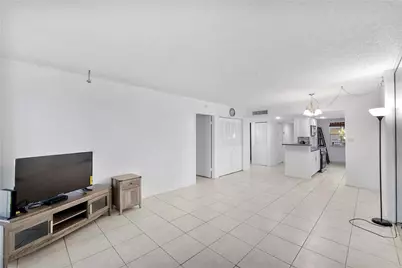 3341 NW 47th Terrace #206, Lauderdale Lakes, FL 33319 - Photo 2