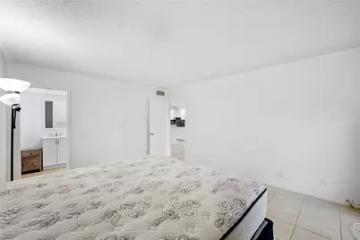 3341 NW 47th Terrace #206, Lauderdale Lakes, FL 33319 - Photo 8