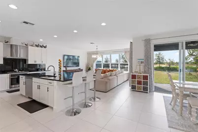 19552 Broad Shore Walk, Loxahatchee, FL 33470 - Photo 4