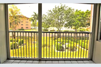 1200 SW 130th Avenue #210-G, Hollywood, FL 33027 - Photo 4