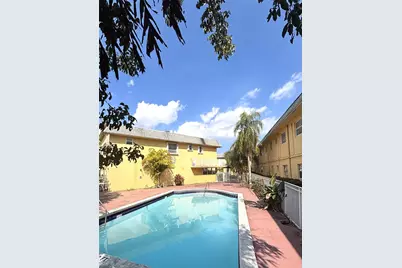 4071 N Dixie Highway #19, Oakland Park, FL 33334 - Photo 8