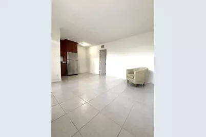 4071 N Dixie Highway #19, Oakland Park, FL 33334 - Photo 2