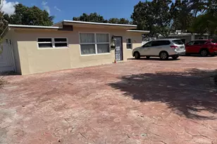 721 NE 139th St, North Miami, FL 33161 - Photo 1