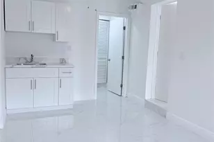 721 NE 139th St, North Miami, FL 33161 - Photo 14