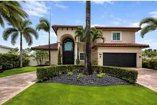 2461 SE 10th St, Pompano Beach, FL 33062 - Photo 2