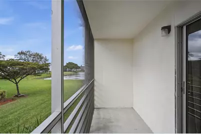 436 Fanshaw K #436, Boca Raton, FL 33434 - Photo 18