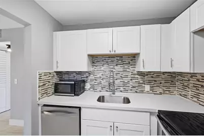 436 Fanshaw K #436, Boca Raton, FL 33434 - Photo 8