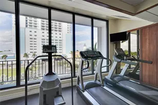 322 Buchanan St, Hollywood, FL 33019 - Photo 40