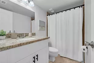 112 Lake Emerald Dr, Oakland Park, FL 33309 - Photo 10