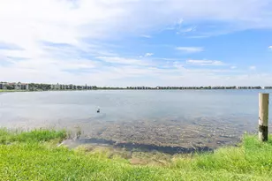 112 Lake Emerald Dr, Oakland Park, FL 33309 - Photo 16