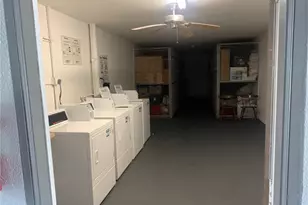 13250 SW 4th Ct, Pembroke Pines, FL 33027 - Photo 12