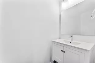 2100 Hacienda Terrace, Weston, FL 33327 - Photo 8