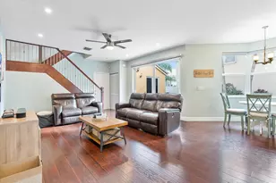 15561 NW 12th Pl, Pembroke Pines, FL 33028 - Photo 14