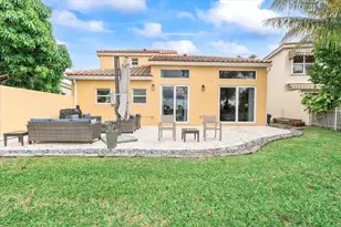 15561 NW 12th Pl, Pembroke Pines, FL 33028 - Photo 40