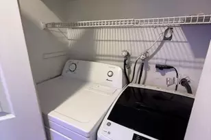 9118 NW 40th St, Coral Springs, FL 33065 - Photo 4