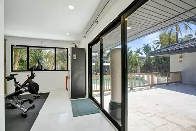 313 Layne Boulevard, Hallandale Beach, FL 33009 - Photo 18