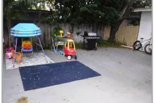 700 SW 61st Ave, Miami, FL 33144 - Photo 6