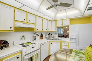 860 SE 6th Ave, Deerfield Beach, FL 33441 - Photo 10