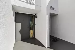 2303 Bridgewood Dr, Boca Raton, FL 33434 - Photo 4