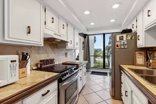 2303 Bridgewood Dr, Boca Raton, FL 33434 - Photo 18