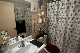 1401 SW 134th Way, Hollywood, FL 33027 - Photo 12