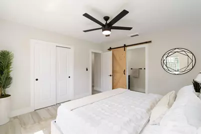 1532 NE 28 Drive, Wilton Manors, FL 33334 - Photo 16