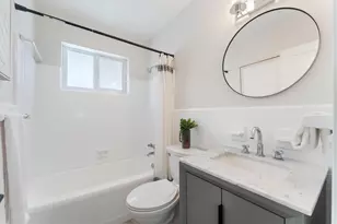 1532 NE 28th Dr, Wilton Manors, FL 33334 - Photo 30