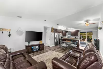 12895 Persimmon Boulevard, West Palm Beach, FL 33411 - Photo 8