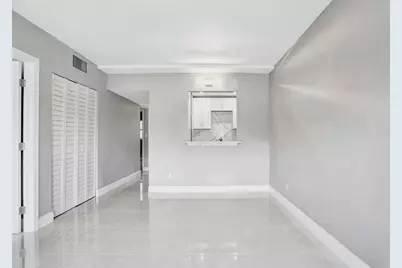 701 Pine Drive #104, Pompano Beach, FL 33060 - Photo 4