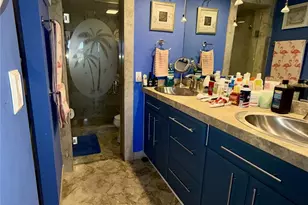 2304 S Cypress Bend Dr, Pompano Beach, FL 33069 - Photo 16