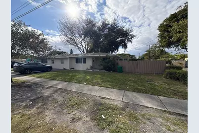 1306 SW 2nd Avenue, Dania, FL 33004 - Photo 2