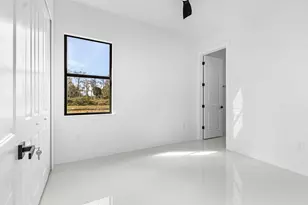 918 Anaconda Ave, Lehigh Acres, FL 33974 - Photo 8