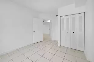 1 Glen Royal Pkwy, Miami, FL 33125 - Photo 12